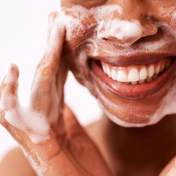 5 Best Body Soaps For Clear and Gorgeous Black Skin - Beautizone UK
